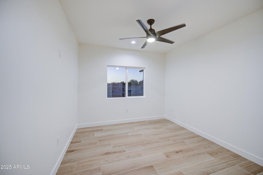 Bedroom 3-pic1 Bedroom 3-pic1