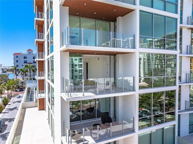 Image 33 of a home in .