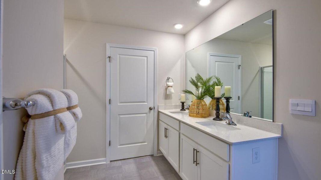 34-Primary Bathroom-Resized