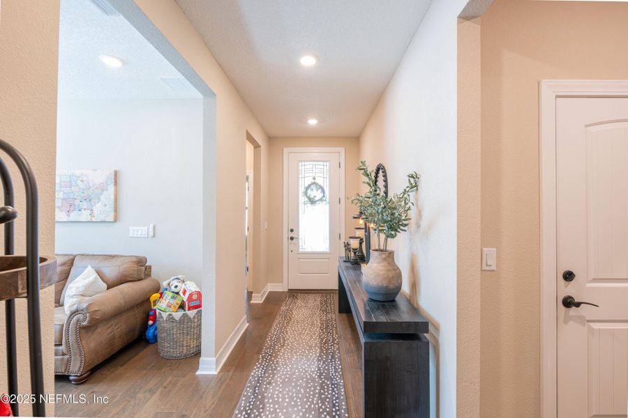 Furnished interior view inside a new home in , Ponte Vedra (Image 17).