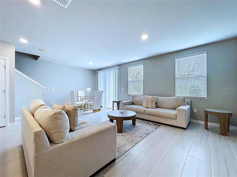 Furnished interior view inside a new home in , Wesley Chapel (Image 8).