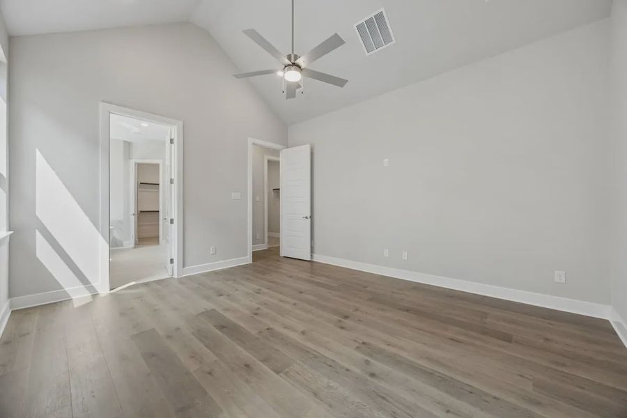Spacious, unfurnished interior of a new home in The Grove Frisco, Frisco (Image 23).