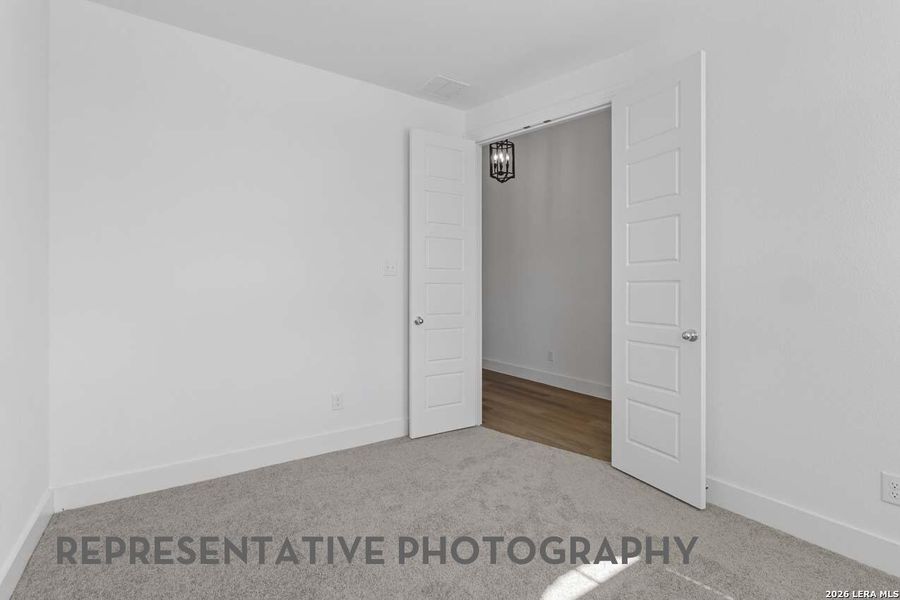 Spacious, unfurnished interior of a new home in Prominence, San Antonio (Image 16).