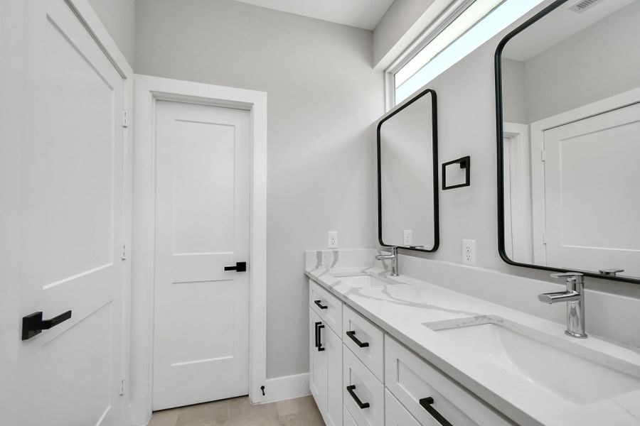 Furnished interior view inside a new home in , Houston (Image 8).