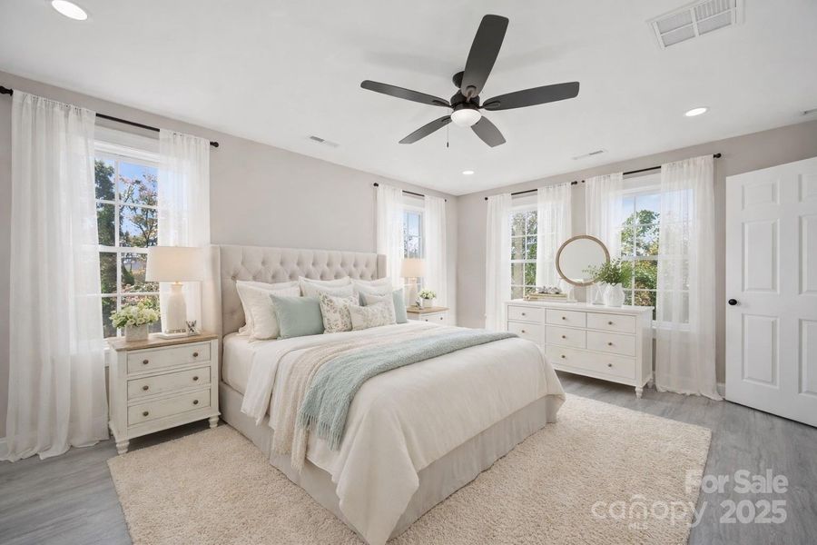 Furnished interior view inside a new home in , Peachland (Image 16).