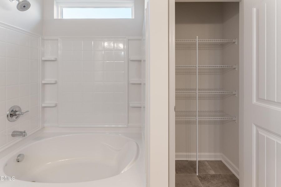 Ensuite Linen Closet