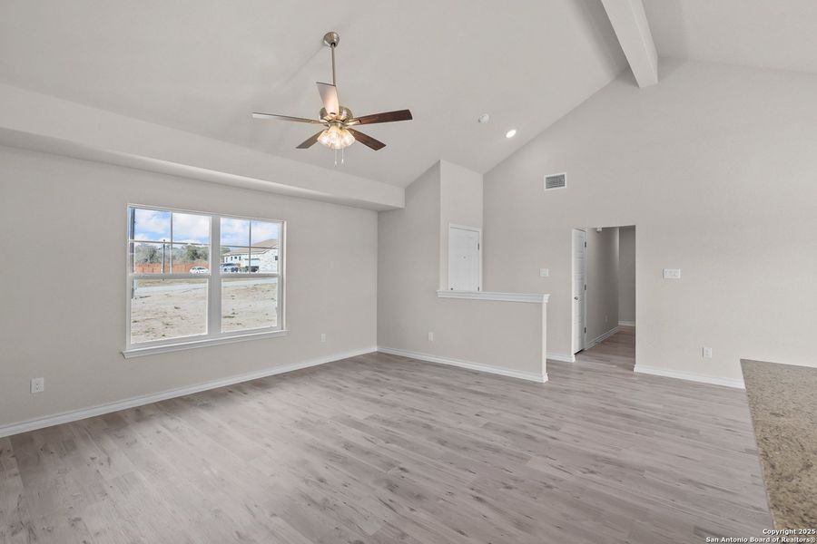 Spacious, unfurnished interior of a new home in , Poteet (Image 32).