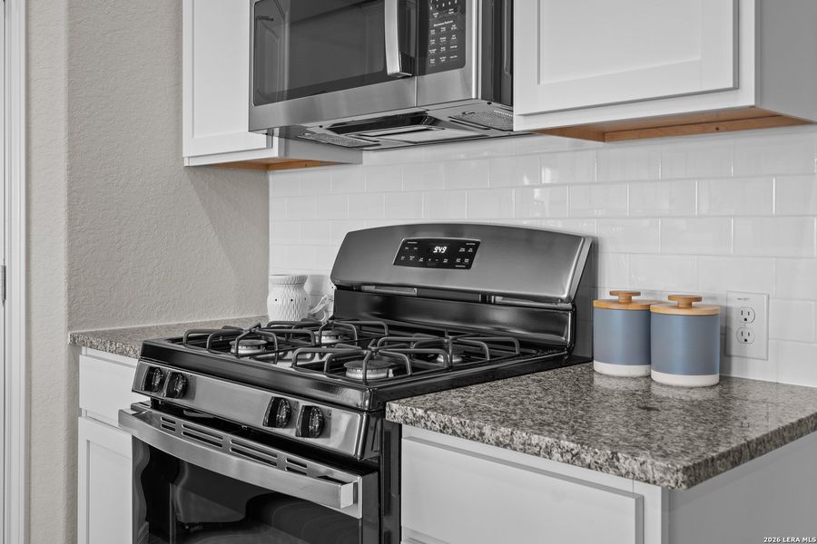 Close-up of interior finishes inside a home in Hunters Ranch, San Antonio (Image 21).