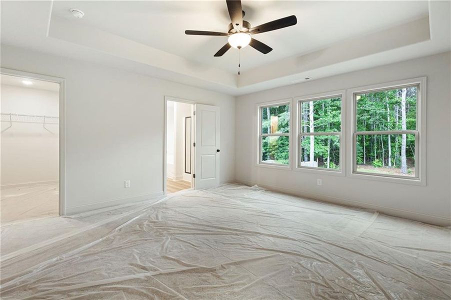 Spacious, unfurnished interior of a new home in , Dallas (Image 31).