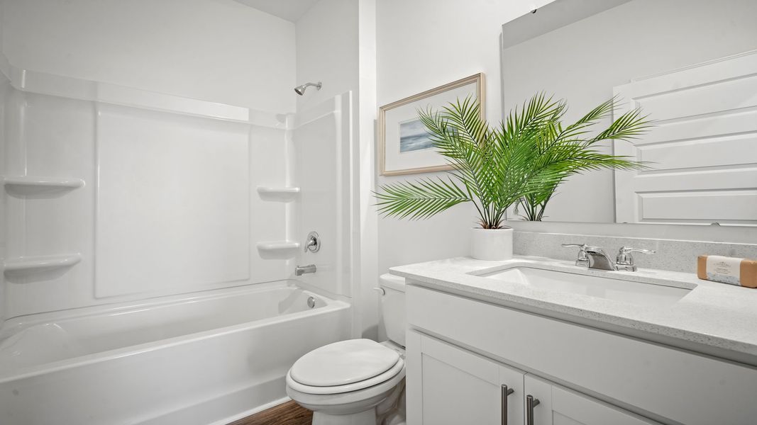 Representative interior finishes for a home built from the Hemingway-Exp by D.R. Horton in The Lakes at North Glynn, Brunswick (Image 21).