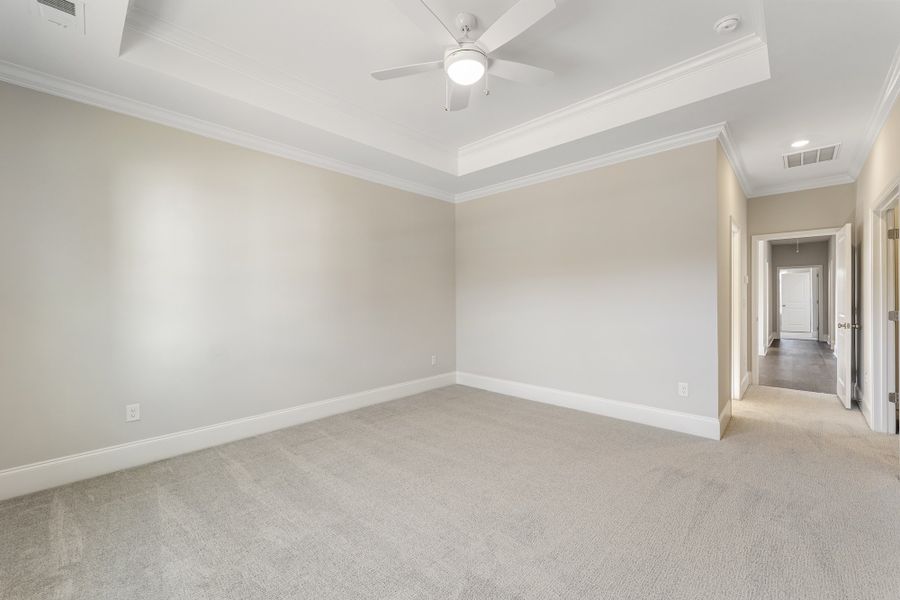 Spacious, unfurnished interior of a new home in Lakeside Saluda, Greenville (Image 26). Spacious, unfurnished interior of a new home in Lakeside Saluda, Greenville (Image 26).