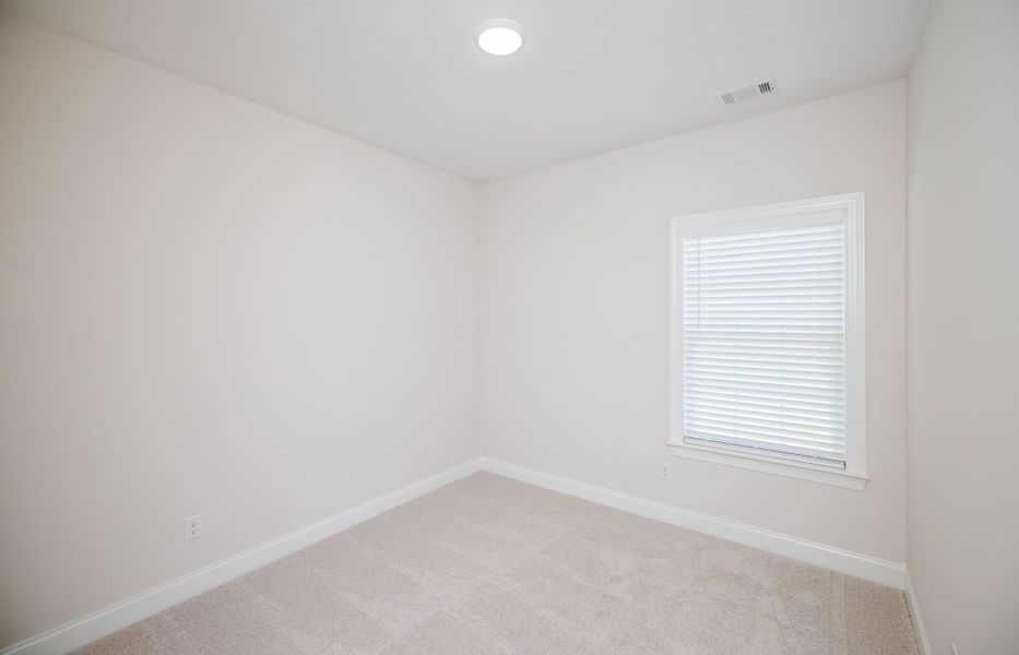 Spacious, unfurnished interior of a new home in The Sanctuary, Aiken (Image 33). Spacious, unfurnished interior of a new home in The Sanctuary, Aiken (Image 33).