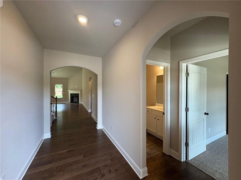 Spacious, unfurnished interior of a new home in , Grayson (Image 20).