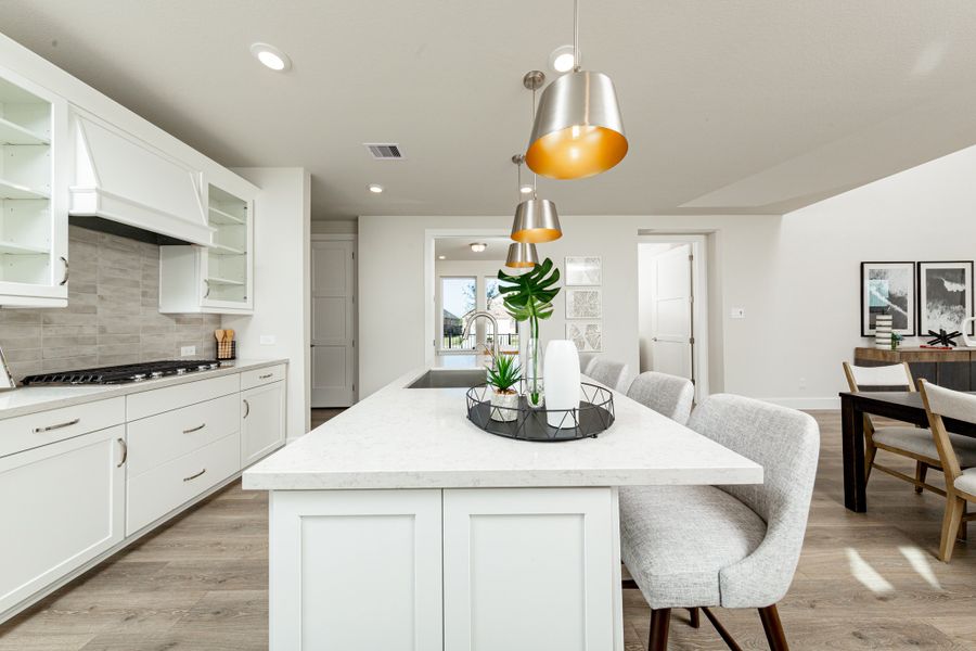 Representative furnished interior of a home built from the Stratford by Beazer Homes in Ellwood, Iowa Colony (Image 6).
