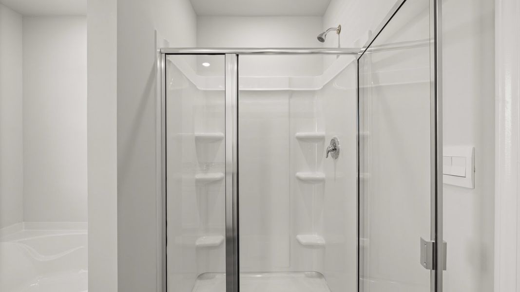 Representative interior finishes for a home built from the Somerset by D.R. Horton in The Abbey at Trolley Run Station, Aiken (Image 12).