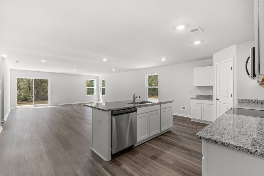 New Home in Conway, SC.  - Slide 8