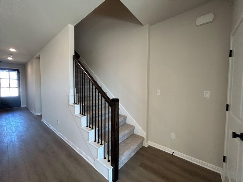 Spacious, unfurnished interior of a new home in Willow Springs, Buda (Image 31). Spacious, unfurnished interior of a new home in Willow Springs, Buda (Image 31).