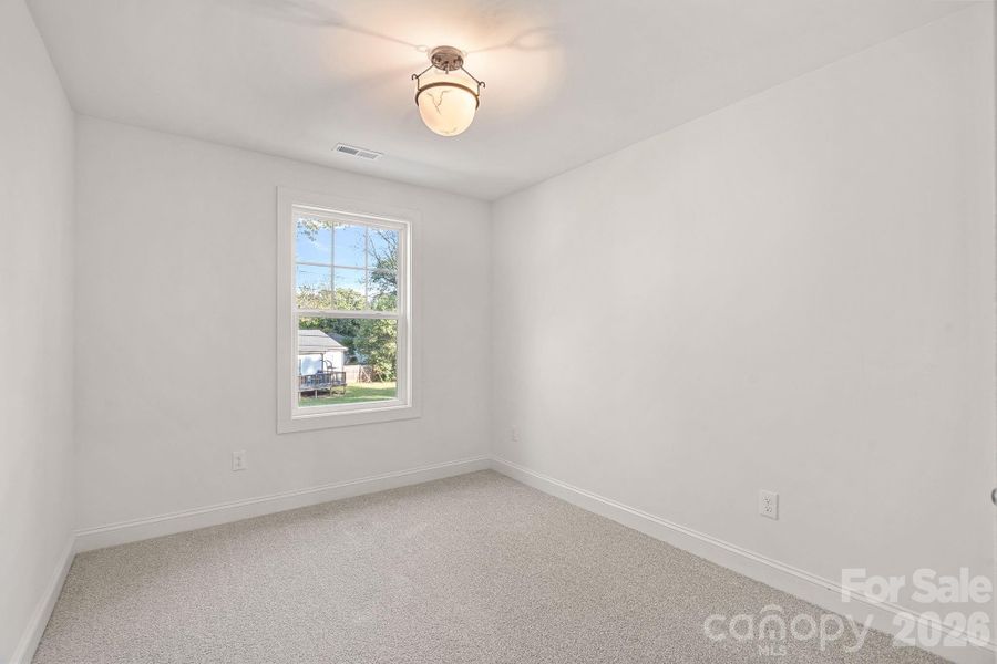 Spacious, unfurnished interior of a new home in , Charlotte (Image 18).