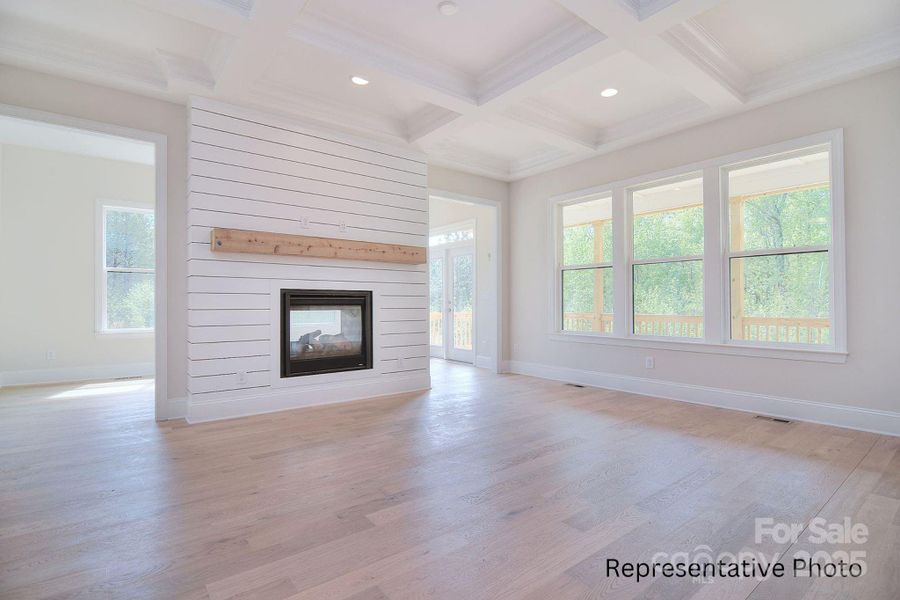 Spacious, unfurnished interior of a new home in Shepherds Trace, Clover (Image 25).