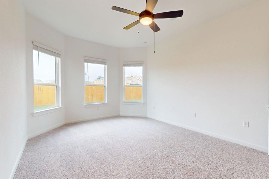 Spacious, unfurnished interior of a new home in Estancia West, Manchaca (Image 34). Spacious, unfurnished interior of a new home in Estancia West, Manchaca (Image 34).