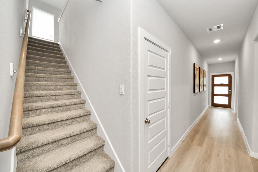 Spacious, unfurnished interior of a new home in Magnolia Place, Magnolia (Image 21).