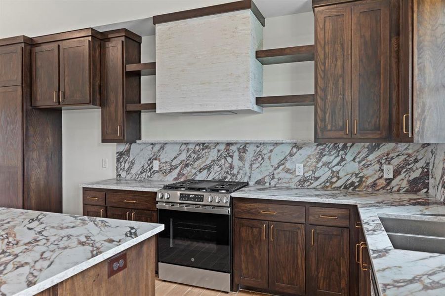 Furnished interior view inside a new home in , Lindale (Image 19).