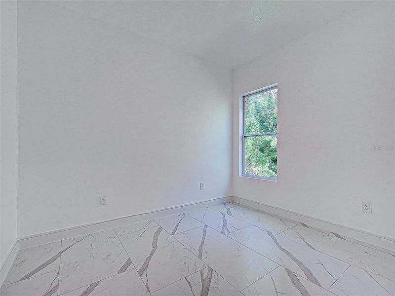 Spacious, unfurnished interior of a new home in , Rotonda West (Image 29).