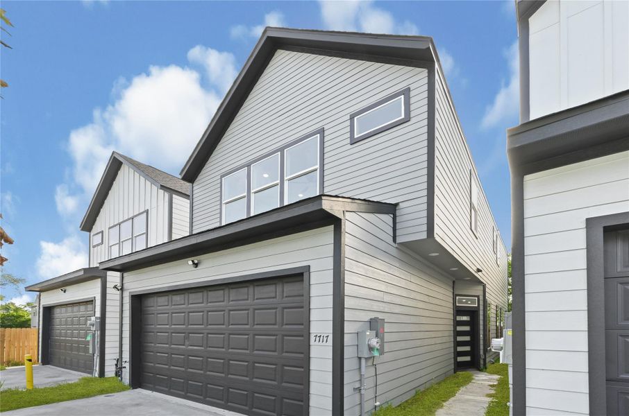 Front exterior of a new home in , Houston, TX, highlighting curb appeal (Image 1). Front exterior of a new home in , Houston, TX, highlighting curb appeal (Image 1).