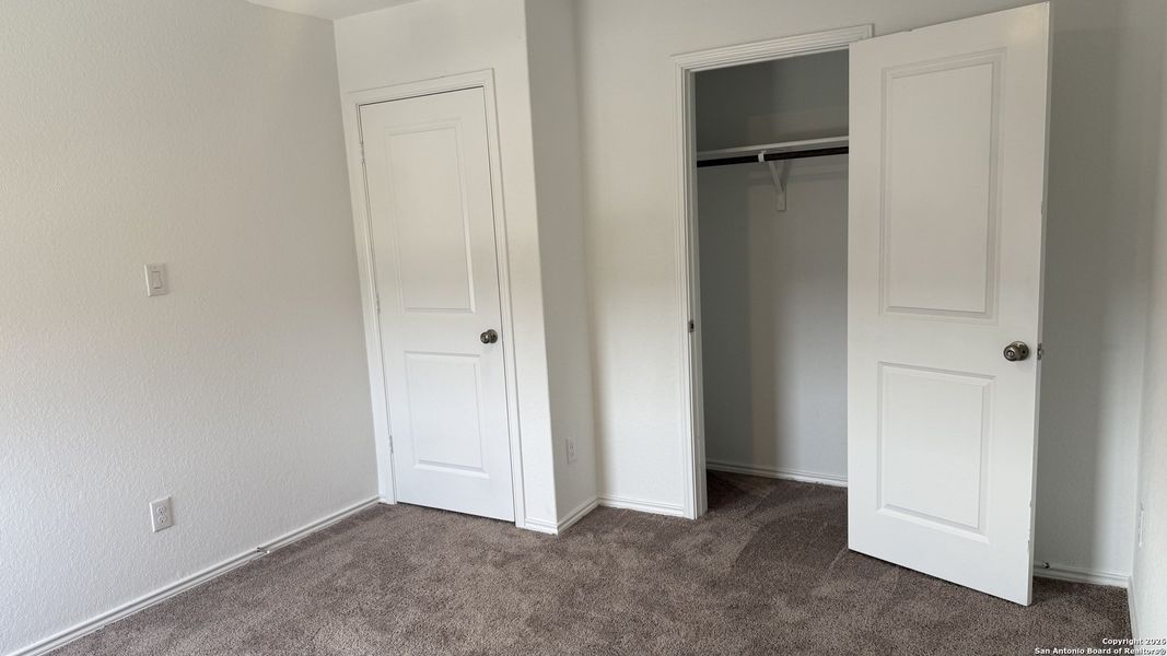 Spacious, unfurnished interior of a new home in , Bulverde (Image 21).