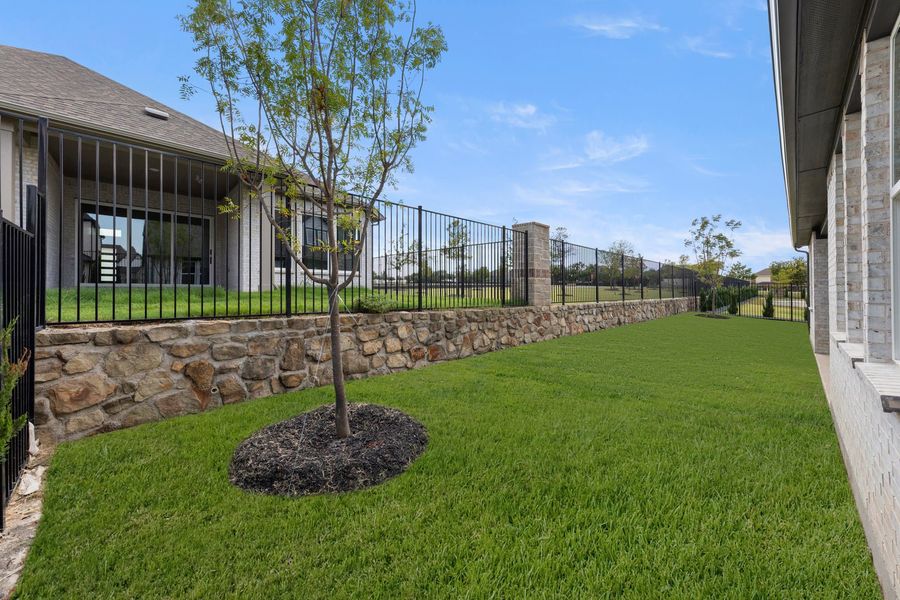 Exterior details and patio area of a home in Nelson Lake Estates, Rockwall (Image 3).