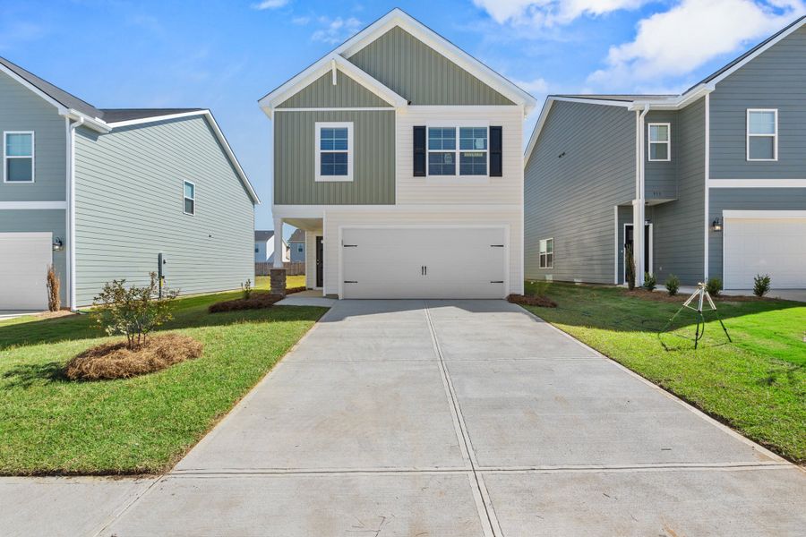 Exterior details and patio area of a home in Rivers Crossing, Aiken (Image 2). Exterior details and patio area of a home in Rivers Crossing, Aiken (Image 2).