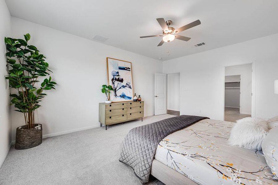 Representative furnished interior of a home built from the Wren by Taylor Morrison in Emory Crossing 50s, Hutto (Image 9).