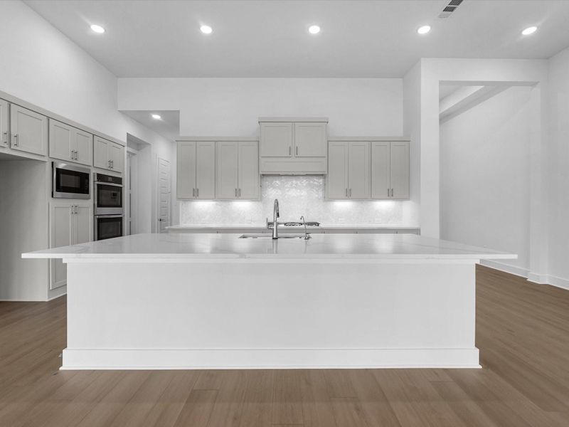 Furnished interior view inside a new home in Sienna 60’, Missouri City (Image 8).