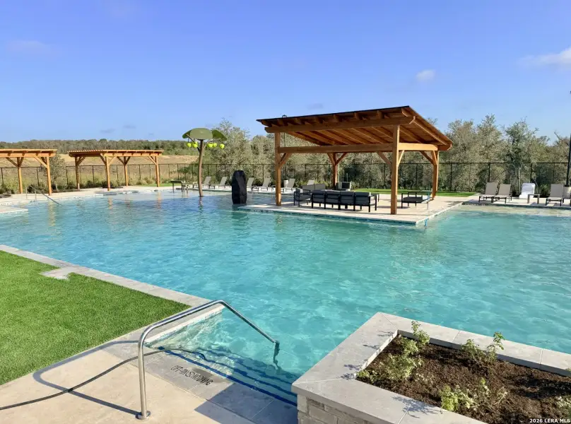 Community amenities in Bollinger, Maxwell (Image 19). Community amenities in Bollinger, Maxwell (Image 19).