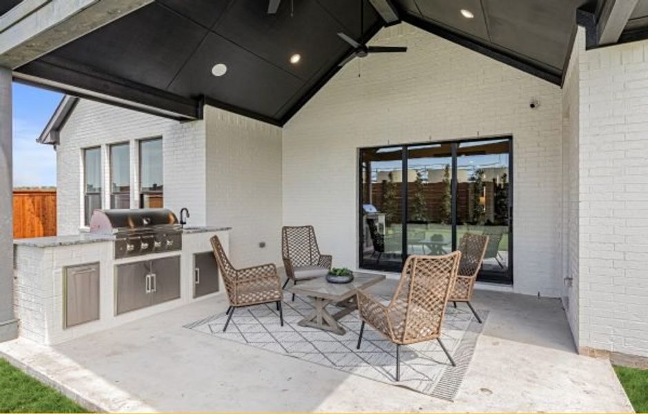 Representative exterior details of a home built from the Telluride by Stonefield Homes in Rio Vista at Kelly Ranch, Aledo (Image 3). Representative exterior details of a home built from the Telluride by Stonefield Homes in Rio Vista at Kelly Ranch, Aledo (Image 3).