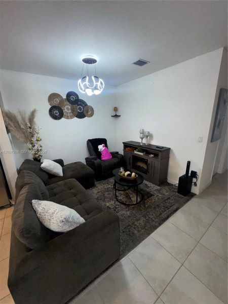 Furnished interior view inside a new home in , Homestead (Image 9).
