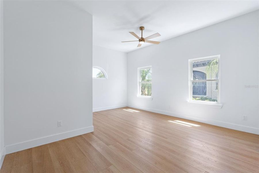 Spacious, unfurnished interior of a new home in , Palm Coast (Image 36).