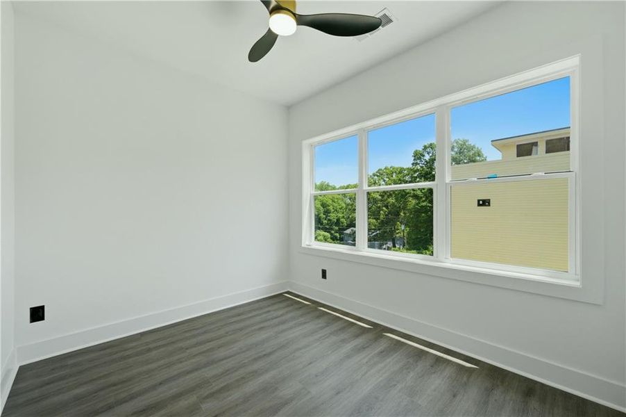 Spacious, unfurnished interior of a new home in , Atlanta (Image 12).