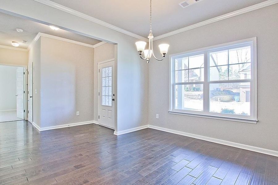 Spacious, unfurnished interior of a new home in , Crawford (Image 15).