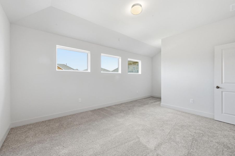 Spacious, unfurnished interior of a new home in Flora, Hutto (Image 26).