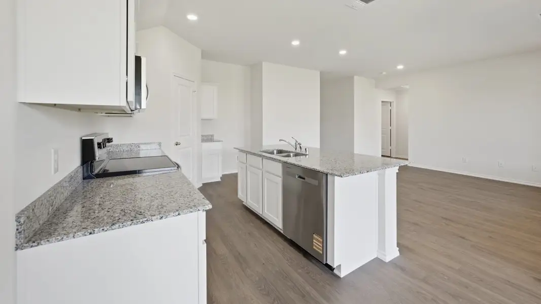 Furnished interior view inside a new home in Riverfield, Josephine (Image 4).