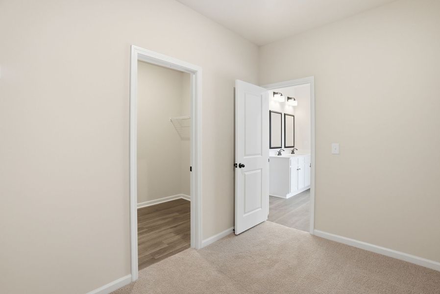 Representative unfurnished interior of a home built from the Magnolia Select M by McGuinn Homes in Broadway Lake, Anderson (Image 29).
