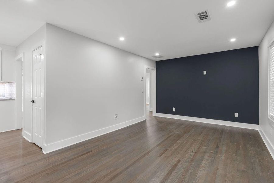 Spacious, unfurnished interior of a new home in , Decatur (Image 17).