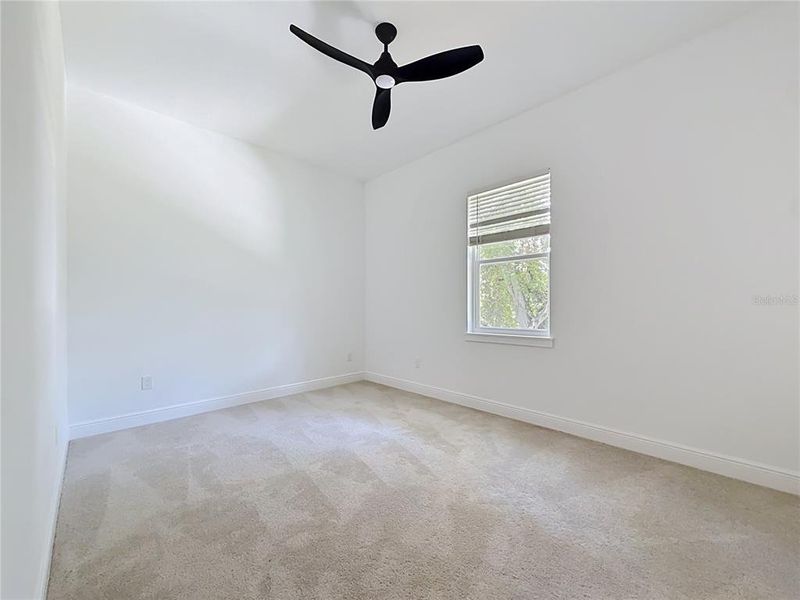 Spacious, unfurnished interior of a new home in , St. Petersburg (Image 18).
