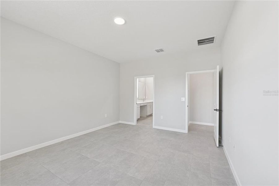 Spacious, unfurnished interior of a new home in , Dunnellon (Image 14). Spacious, unfurnished interior of a new home in , Dunnellon (Image 14).