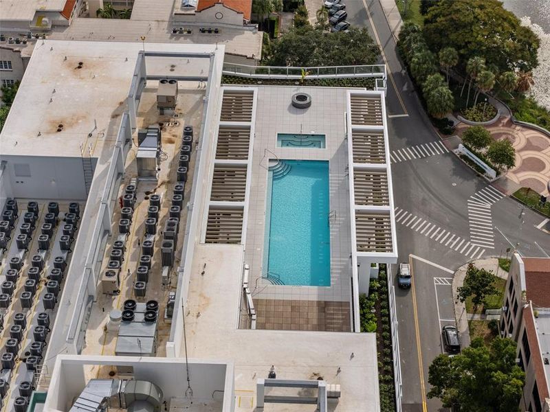 Rooftop Amenities