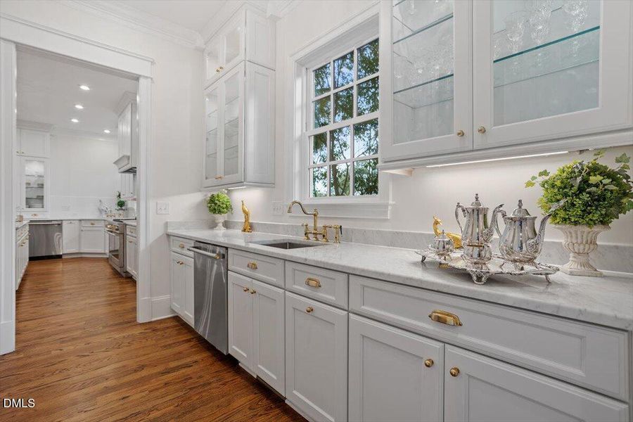 55-1713 Oberlin Rd [2473303]2_21