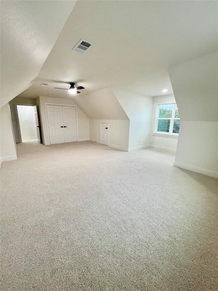 Spacious, unfurnished interior of a new home in , Pottsboro (Image 18).