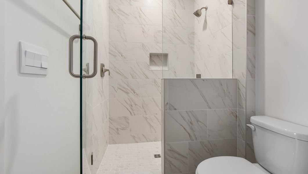 Representative furnished interior of a home built from the Ava by D.R. Horton in Parkside, Santa Rosa Beach (Image 9).