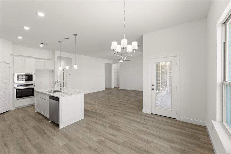 15_16. 541 San Angelo - Dining (2)